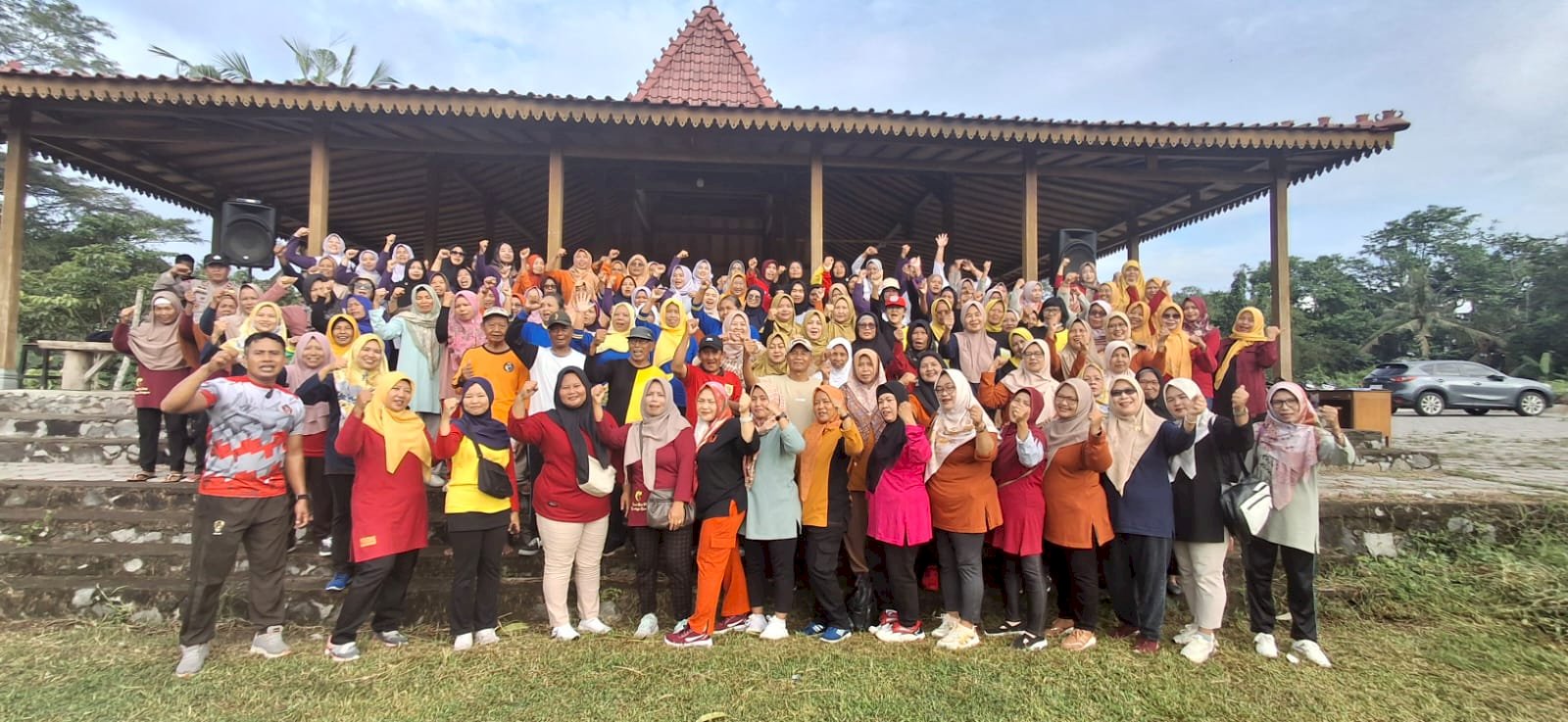 Semarak Hari Lanjut Usia Nasional [ Lansia Sehat Indonesia Kuat]