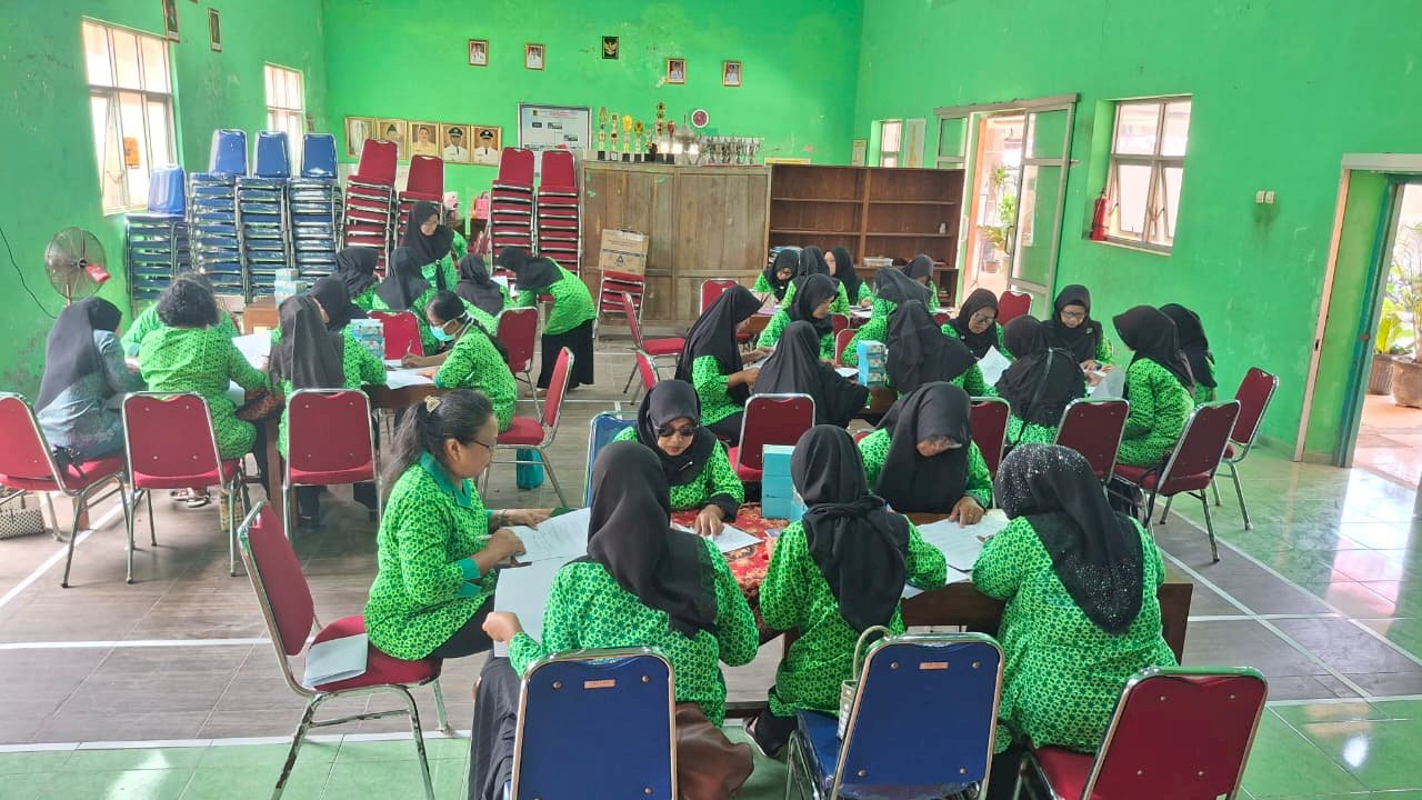 LANGKAH KECIL UNTUK PERUBAHAN BESAR. ASESMENT KOMPETENSI 25 KADER KASEHATAN