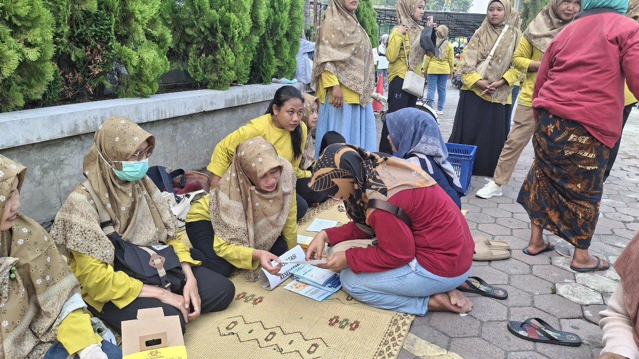 Langkah Sehat, Senyum Sehat - Puskesmas Manisrenggo di Car Free Day (CFD) Klaten !