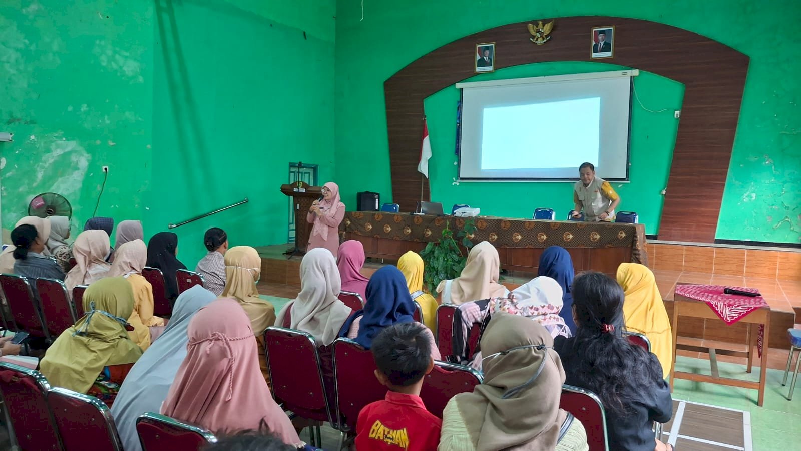 Kolaborasi Skrining TBC dan Cek Kesehatan Gratis : Bersama Melangkah, Bersama Lawan TBC. 